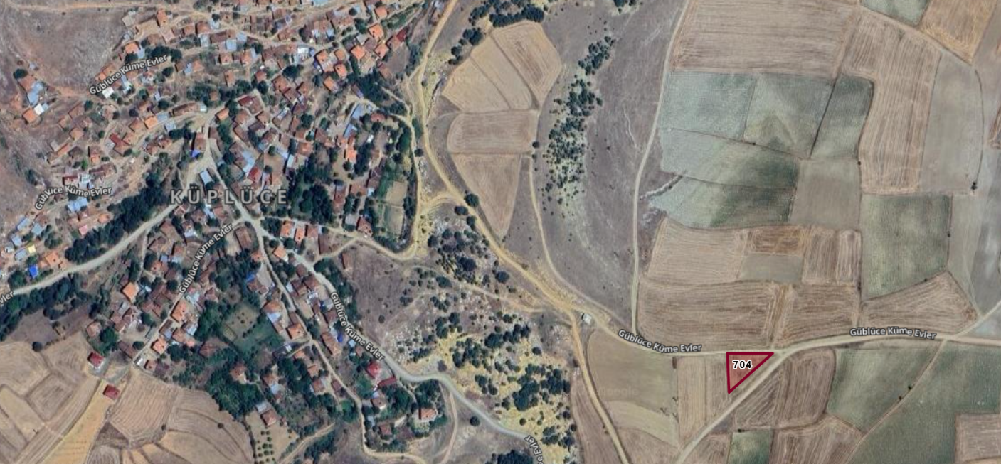 TOKAT ZİLE KÜPLÜCE KÖYÜNDE 961 M² TARLAMIZ SATILIKTIR. - TOKAT ZİLE fotoğraf 3